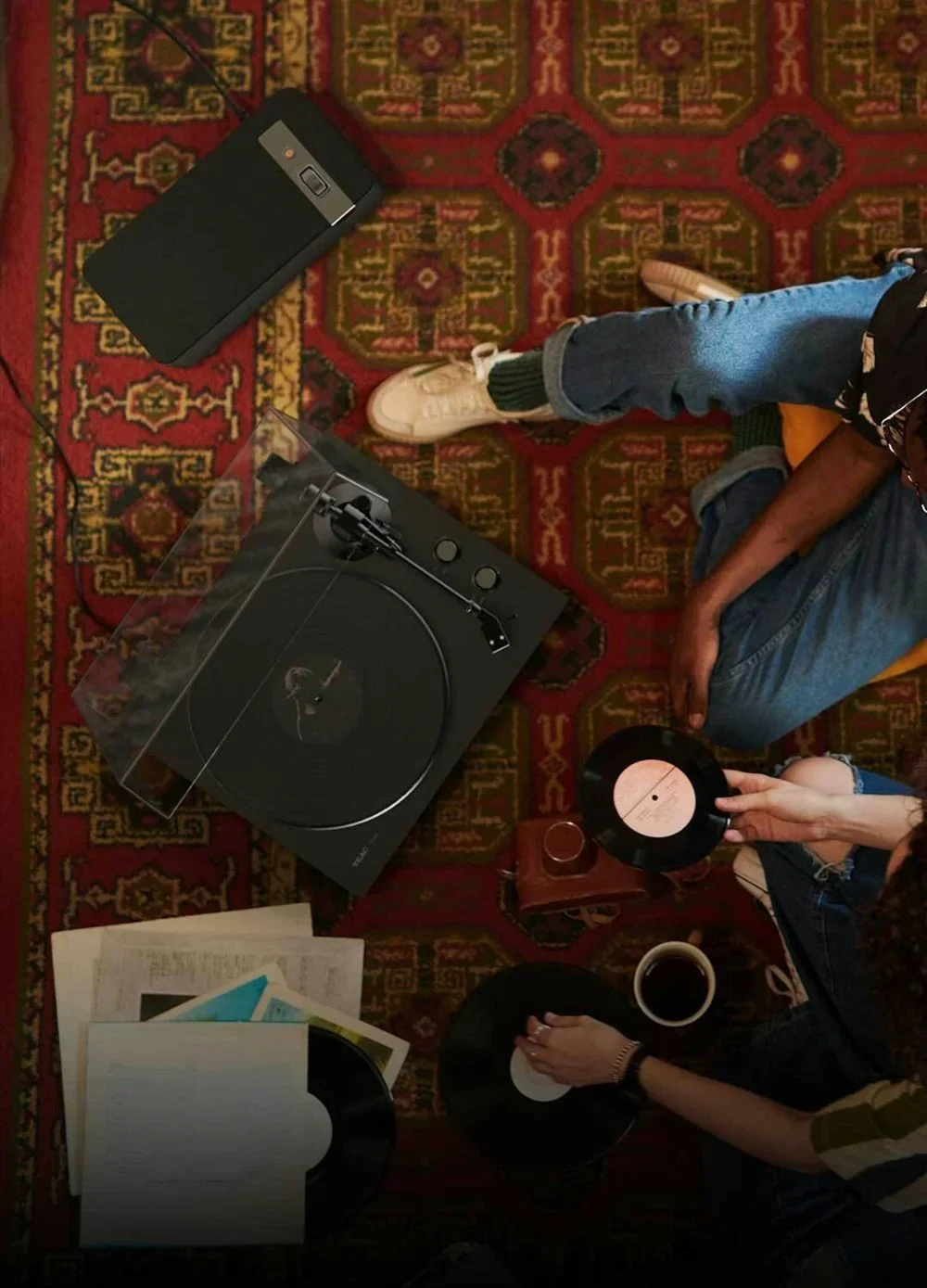Klipsch-The-One-Plus-USB-C-Tornamesa